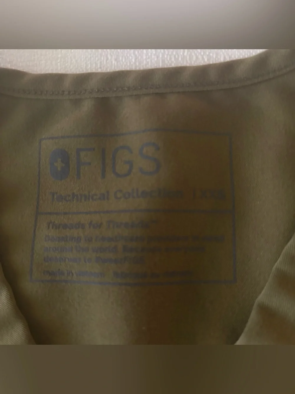FIGS Catarina 1 Pocket Scrub Top Olive Green XXS euc - Picture 5 of 8